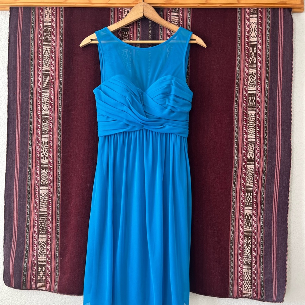 Elegant Blue Sleeveless Dress